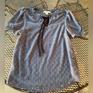 Women’s Monteau Los Angeles dress top.